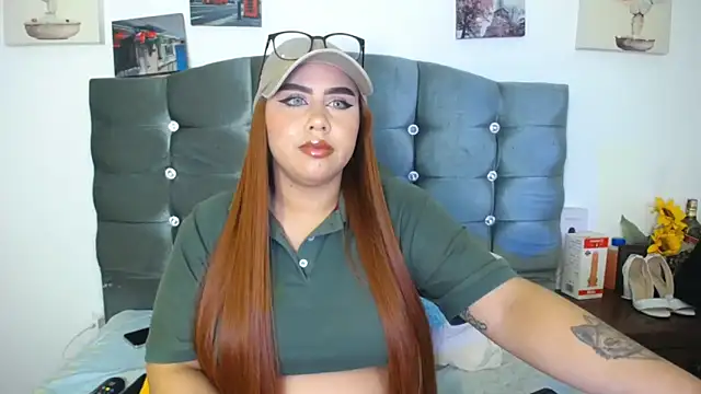 Snapshot of paytonbailey chatting on 22, 10, 2025 paytonbailey online show from 22, 10, 2025