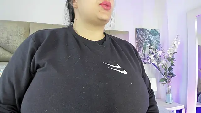 Snapshot of Salomesimos1 chatting on 8, 2, 2025 Salomesimos1 online show from 8, 2, 2025