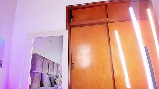 Snapshot of Salomesimos1 chatting on 14, 2, 2025 Salomesimos1 online show from 14, 2, 2025