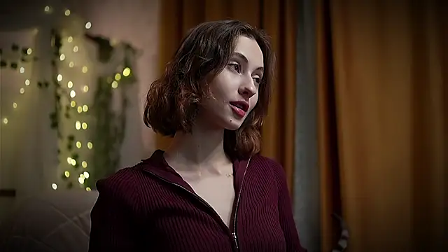 Snapshot of Devilina_V chatting on 1, 3, 2025 Devilina V online show from 1, 3, 2025