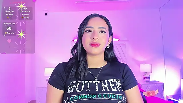 Snapshot of MavyStar chatting on 1, 2, 2025 MavyStar online show from 1, 2, 2025