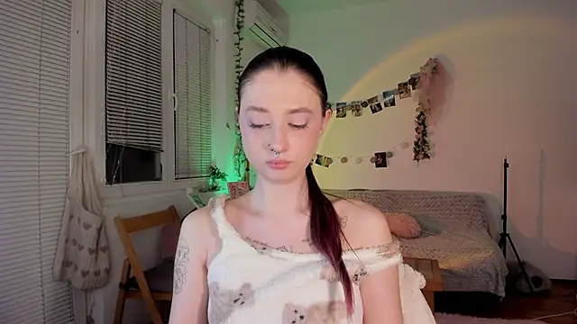 Jenny darling love online show from 30, 1, 2025