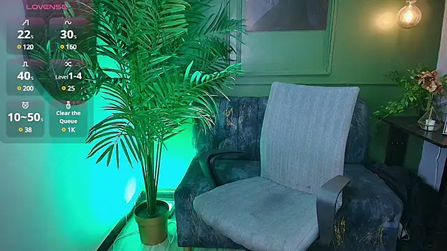 Snapshot of emilybaboo chatting on 1, 3, 2025 emilybaboo online show from 1, 3, 2025