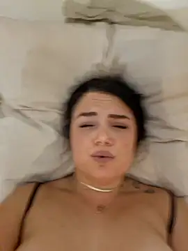 Snapshot of Xladycharme chatting on 28, 10, 2025 Xladycharme online show from 28, 10, 2025