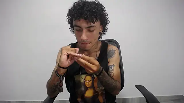 present the magic online show from 10, 2, 2025