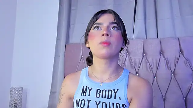 Ashley piinkk  online show from 25, 2, 2025