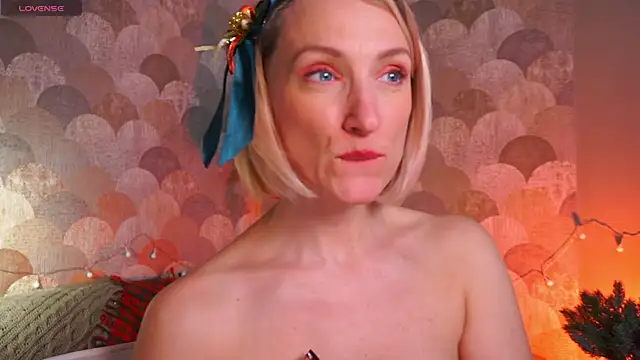 Snapshot of UmaTruewoman chatting on 24, 12, 2024 UmaTruewoman online show from 24, 12, 2024