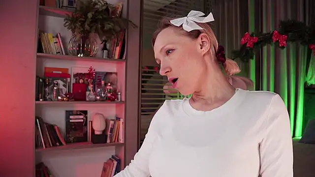 Snapshot of UmaTruewoman chatting on 28, 12, 2024 UmaTruewoman online show from 28, 12, 2024