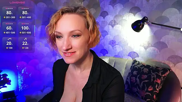 Snapshot of UmaTruewoman chatting on 2, 10, 2025 UmaTruewoman online show from 2, 10, 2025