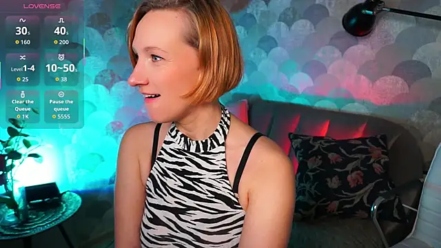 Snapshot of UmaTruewoman chatting on 5, 10, 2025 UmaTruewoman online show from 5, 10, 2025