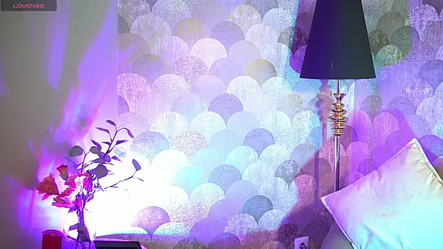 Snapshot of UmaTruewoman chatting on 19, 12, 2025 UmaTruewoman online show from 19, 12, 2025