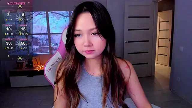 Snapshot of Fluffy_Rose chatting on 3, 12, 2025 Fluffy Rose online show from 3, 12, 2025