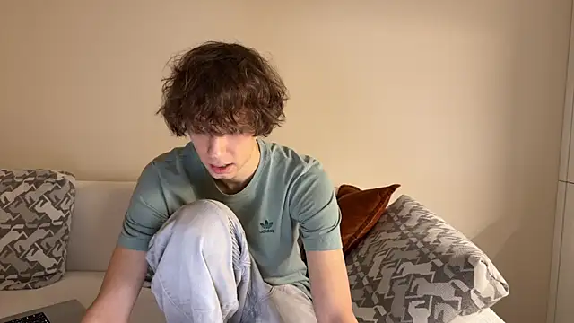 Snapshot of denobluorka chatting on 17, 12, 2025 denobluorka online show from 17, 12, 2025