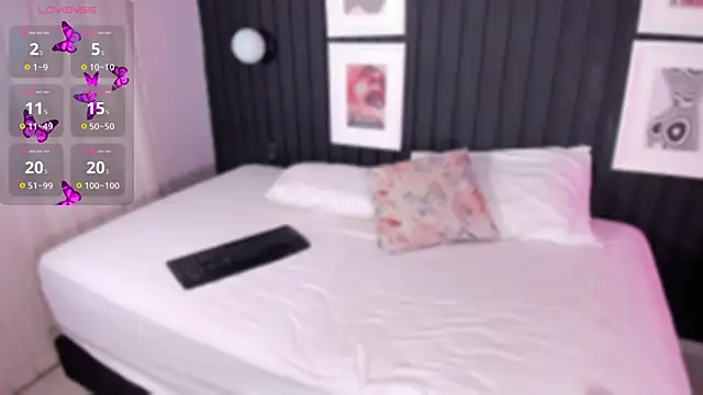 Paiige peach online show from 5, 12, 2025