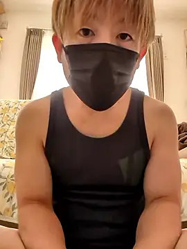 Snapshot of Osikokusama chatting on 16, 10, 2025 Osikokusama online show from 16, 10, 2025