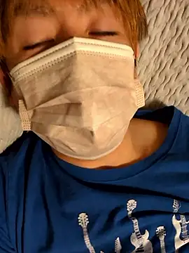 Snapshot of Osikokusama chatting on 25, 10, 2025 Osikokusama online show from 25, 10, 2025