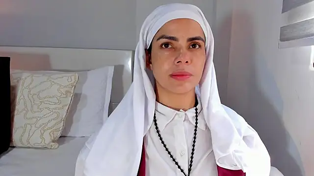 Snapshot of ClaraMariaMon chatting on 24, 6, 2026 ClaraMariaMon online show from 24, 6, 2026