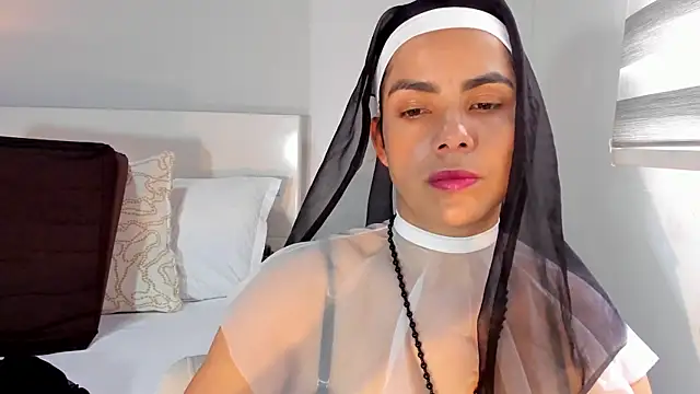 Snapshot of ClaraMariaMon chatting on 25, 6, 2026 ClaraMariaMon online show from 25, 6, 2026