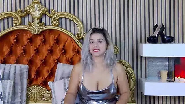 Snapshot of SweetMissXXX chatting on 18, 10, 2025 SweetMissXXX online show from 18, 10, 2025