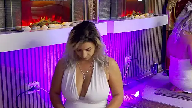 Snapshot of SweetMissXXX chatting on 7, 11, 2025 SweetMissXXX online show from 7, 11, 2025