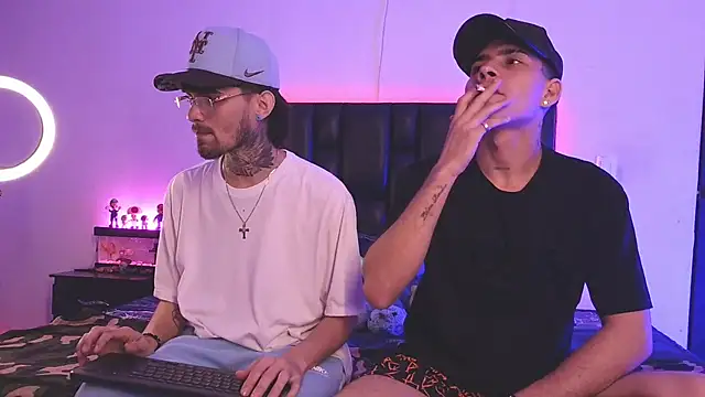 Snapshot of Brutal_Sex_Fucking chatting on 4, 11, 2025 Brutal Sex Fucking online show from 4, 11, 2025