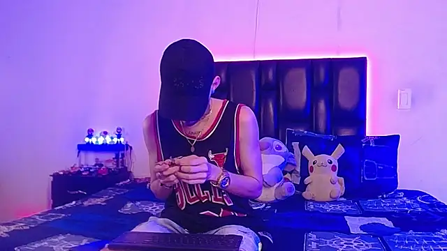 Snapshot of Brutal_Sex_Fucking chatting on 24, 11, 2025 Brutal Sex Fucking online show from 24, 11, 2025