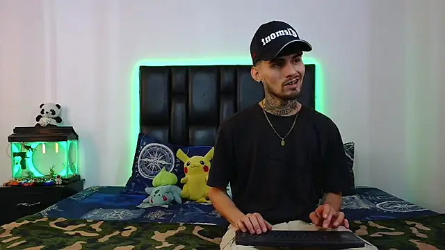 Brutal Sex Fucking online show from 18, 3, 2026