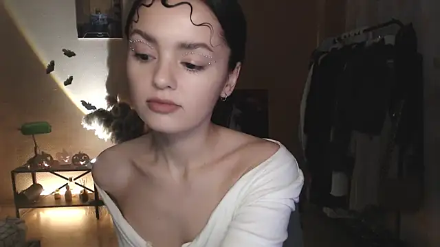 CuteRuby99 online show from 30, 10, 2025