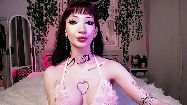 Snapshot of Marcellean chatting on 4, 1, 2025 Marcellean online show from 4, 1, 2025