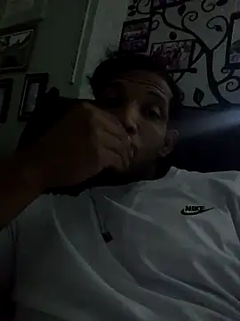 Snapshot of Jhonny_walkeer chatting on 17, 11, 2025 Jhonny walkeer online show from 17, 11, 2025