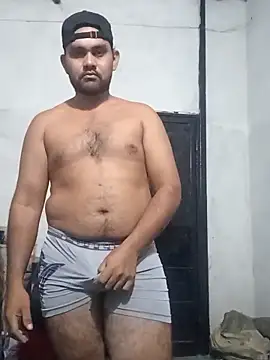 Snapshot of travieso2893 chatting on 12, 2, 2026 travieso2893 online show from 12, 2, 2026