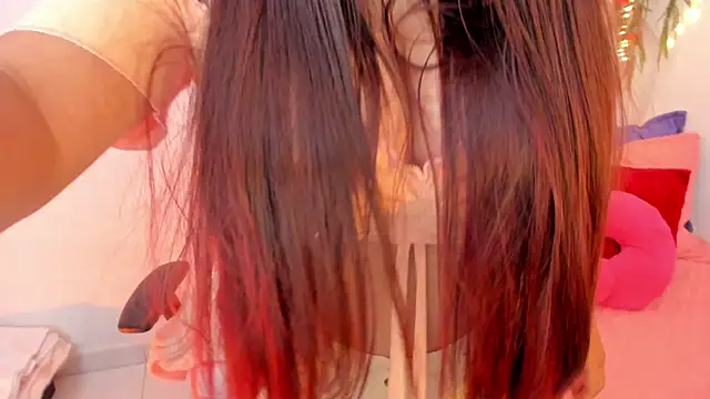 Snapshot of Sweet_Chloe06 chatting on 18, 12, 2024 Sweet Chloe06 online show from 18, 12, 2024