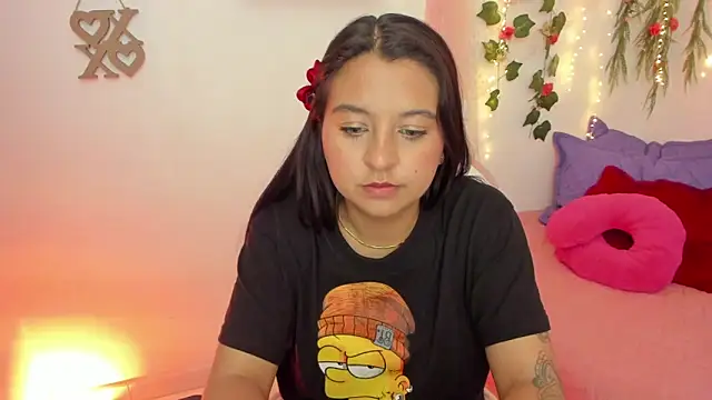 Snapshot of Sweet_Chloe06 chatting on 4, 3, 2025 Sweet Chloe06 online show from 4, 3, 2025