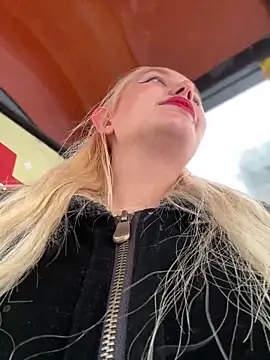 Snapshot of Milkyy_wway chatting on 9, 1, 2025 Milkyy wway online show from 9, 1, 2025