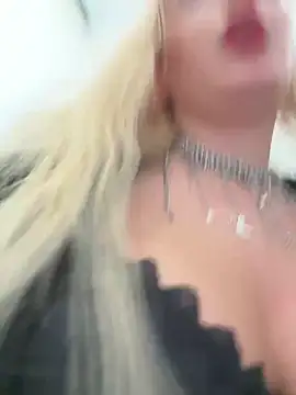 Snapshot of Milkyy_wway chatting on 23, 1, 2025 Milkyy wway online show from 23, 1, 2025