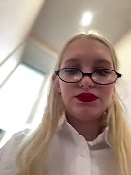 Snapshot of Milkyy_wway chatting on 26, 1, 2025 Milkyy wway online show from 26, 1, 2025