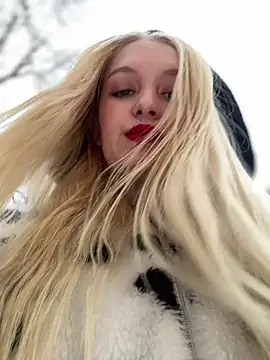 Snapshot of Milkyy_wway chatting on 6, 2, 2025 Milkyy wway online show from 6, 2, 2025