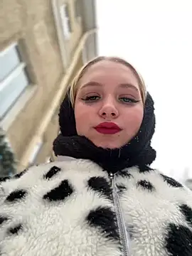 Snapshot of Milkyy_wway chatting on 13, 2, 2025 Milkyy wway online show from 13, 2, 2025