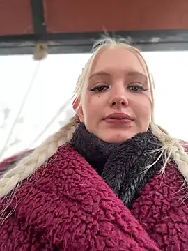 Snapshot of Milkyy_wway chatting on 23, 2, 2025 Milkyy wway online show from 23, 2, 2025