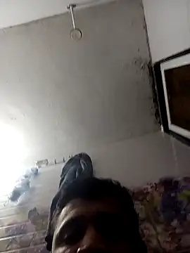 Snapshot of Naresh00766 chatting on 18, 12, 2025 Naresh00766 online show from 18, 12, 2025