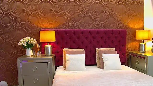 Snapshot of IrisMonn chatting on 18, 11, 2025 IrisMonn online show from 18, 11, 2025