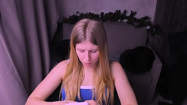 Snapshot of kirraa_ chatting on 19, 12, 2024 kirraa  online show from 19, 12, 2024