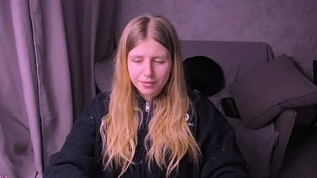 Snapshot of kirraa_ chatting on 18, 1, 2025 kirraa  online show from 18, 1, 2025