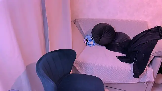 Snapshot of kirraa_ chatting on 23, 1, 2025 kirraa  online show from 23, 1, 2025