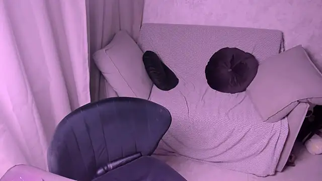 Snapshot of kirraa_ chatting on 4, 2, 2025 kirraa  online show from 4, 2, 2025