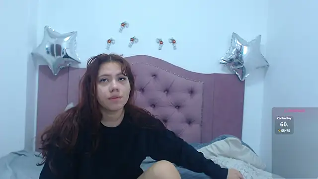 Snapshot of crystalhoneyy1 chatting on 20, 12, 2024 crystalhoneyy1 online show from 20, 12, 2024