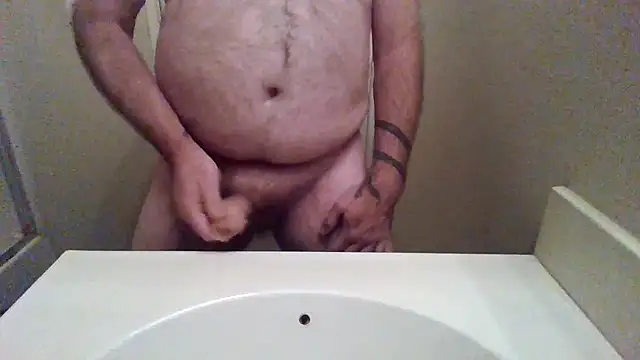 Snapshot of WatchinU82 chatting on 2, 12, 2025 WatchinU82 online show from 2, 12, 2025