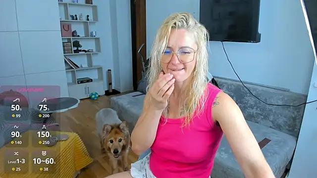 LadyIzabel online show from 30, 7, 2026