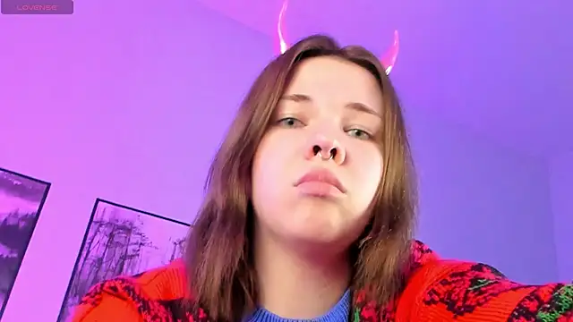 Snapshot of AliceSunday chatting on 1, 2, 2025 AliceSunday online show from 1, 2, 2025