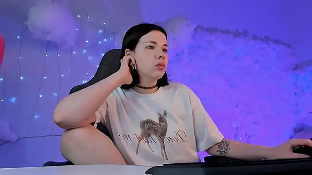 Snapshot of AliceSunday chatting on 20, 3, 2025 AliceSunday online show from 20, 3, 2025